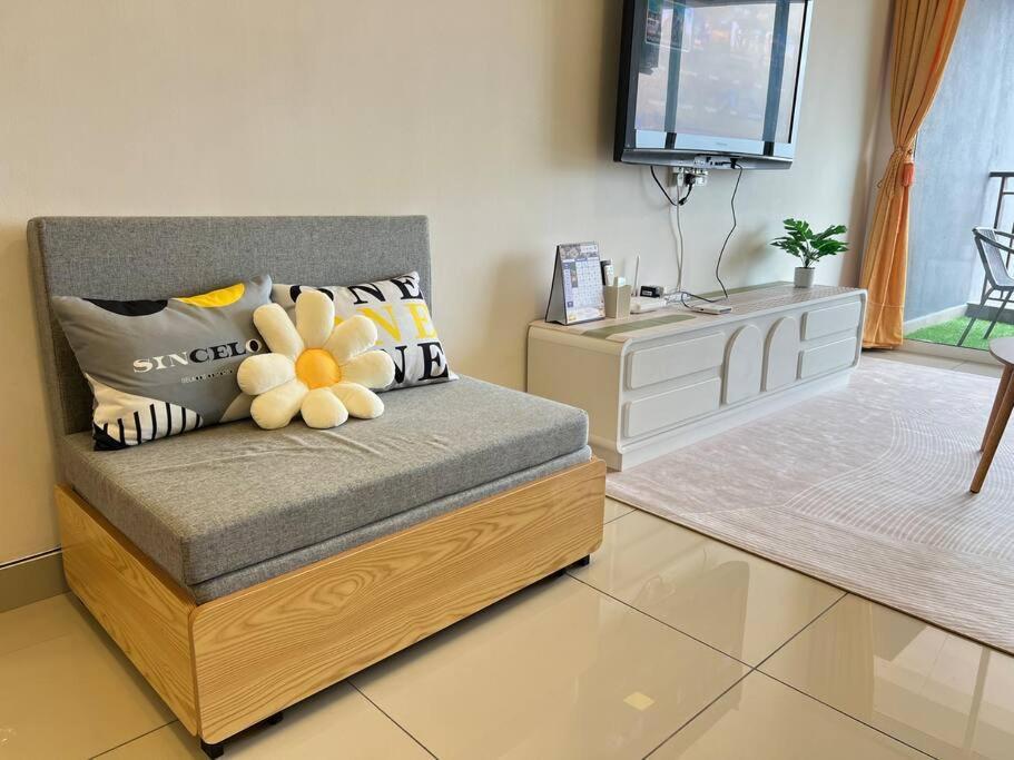 G 1 - Center Majestic 2r2b Pangsapuri Ipoh